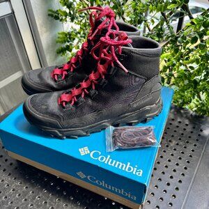 Men's Size 9 Columbia Flow Borough Mid Hiking Boots